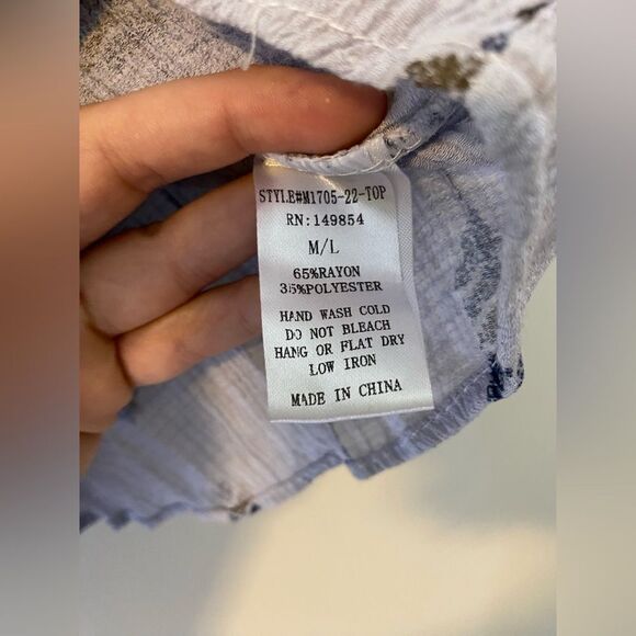 Sadie & Sage, Lavender Bohemian Crop, Size M, In Excellent Condition - Picture 6 of 6